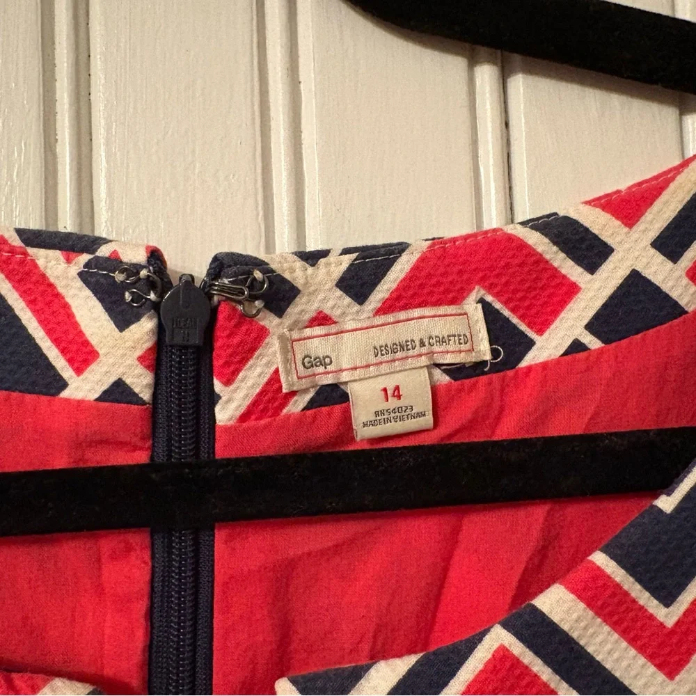 GAP A-Line Geometric Print Dress | Size 14 | Coral, Navy, White - Picture 6 of 11
